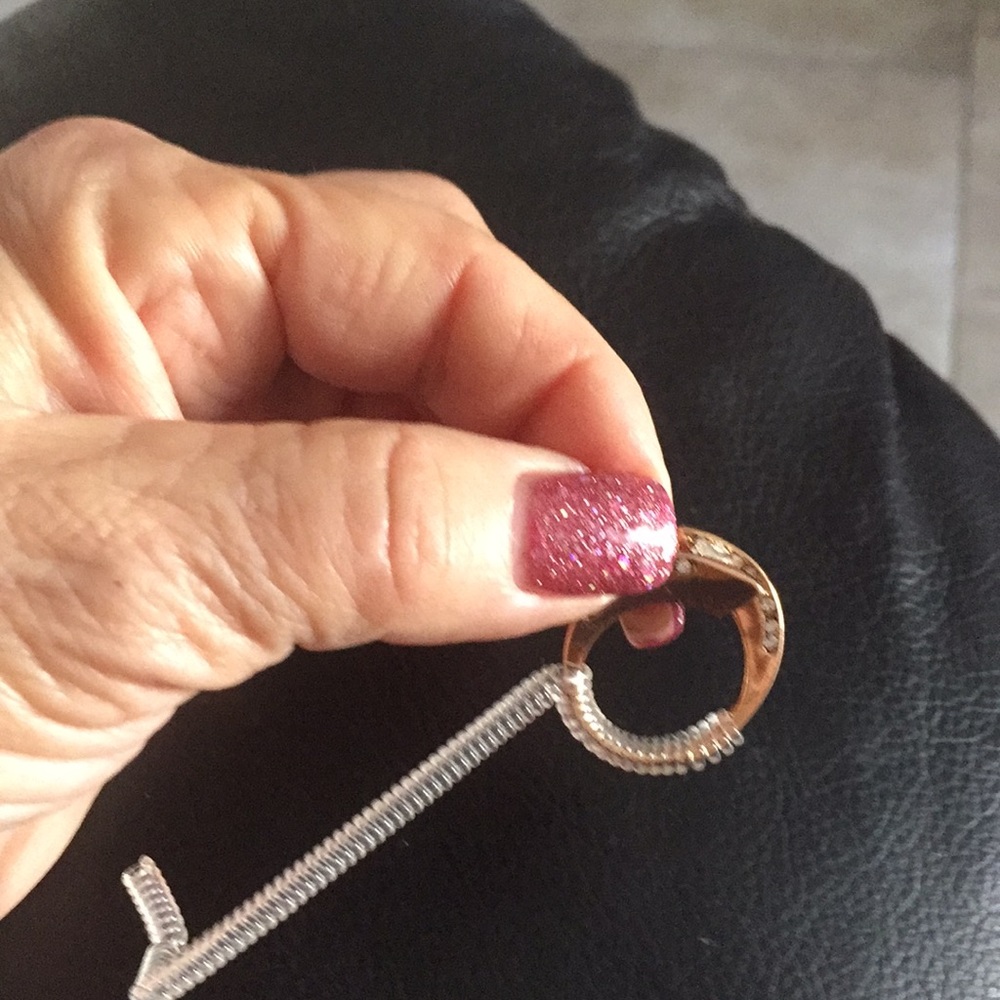 ROSE GOLD RING WITH WHITE SAPPHIRE - Picture 5 of 8